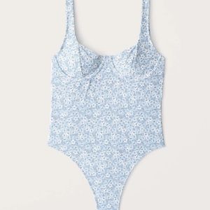 Abercrombie & Fitch Swimsuit •